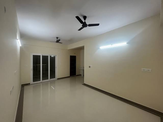 Empty living room before design